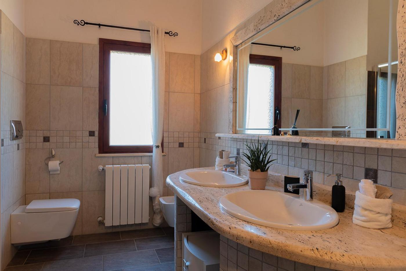 Beth La Casa Della Luna Annunziata  Buitenkant foto