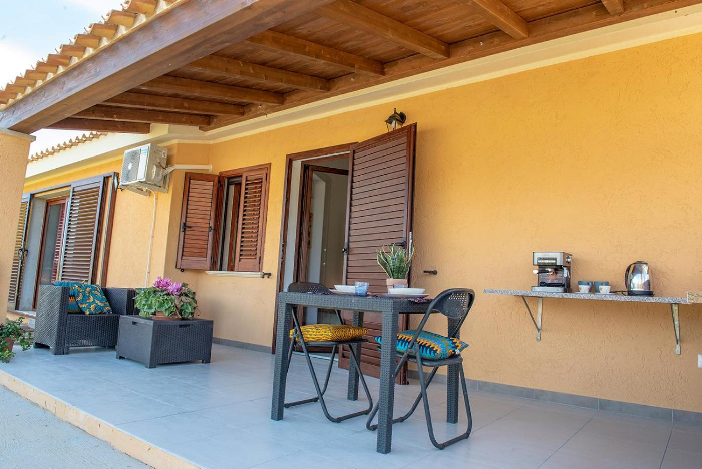 Beth La Casa Della Luna Annunziata  Buitenkant foto
